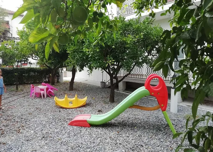 Le Donne Di Giannino לינה וארוחת בוקר 3*