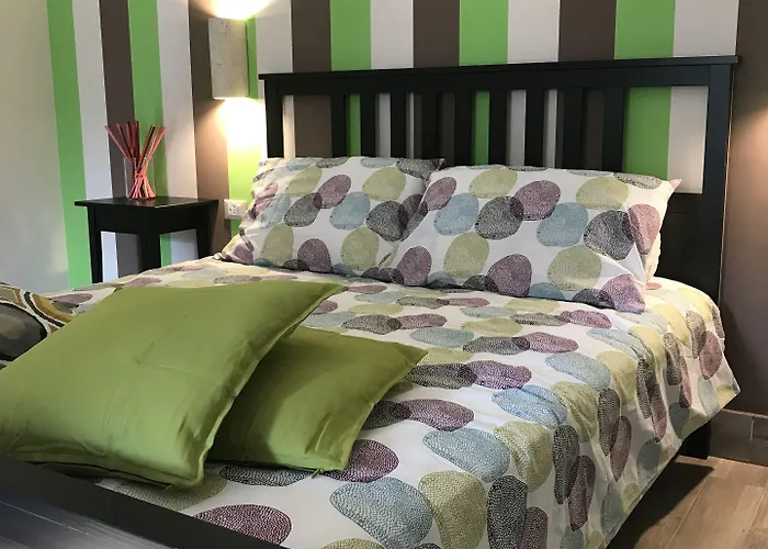 לינה וארוחת בוקר Le Donne Di Giannino רנדה